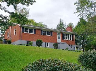 1090 Emmett Pl, Hardy, VA 24101