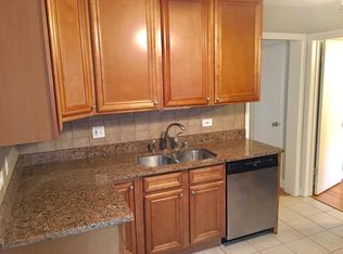 6145 N Meade Ave #1, Chicago, IL 60646