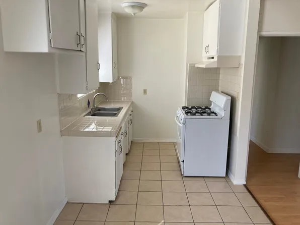 6634 Woodman Ave, Van Nuys, CA 91401