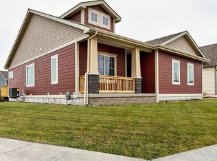 420 SW 16th St, Ankeny, IA 50023