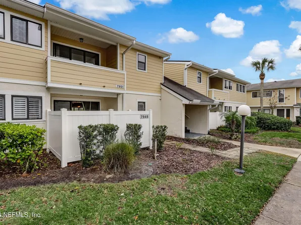 7949 LOS ROBLES Court #A, Jacksonville, FL 32256