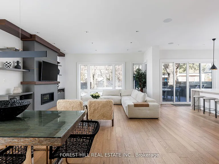 8 Nora Rd — Photo 5