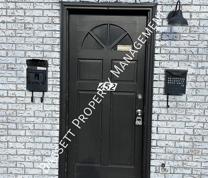 452 East St #2-B — Photo 2