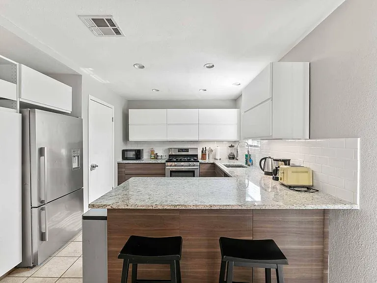 13001 Powderhorn St — Photo 3