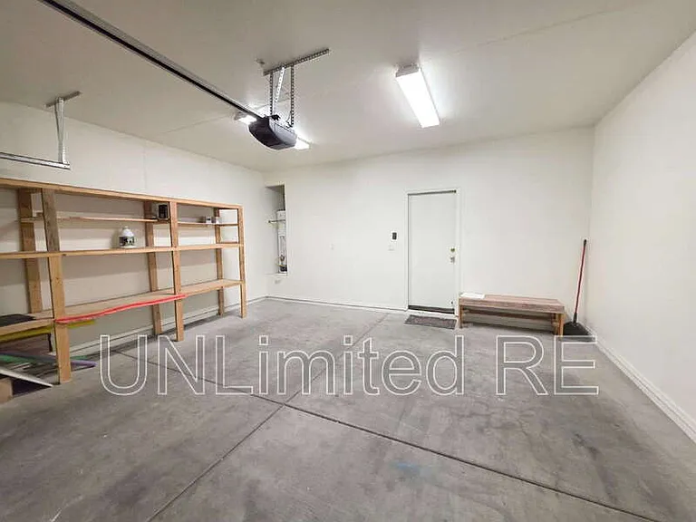 1151 S 16th Pl — Photo 23