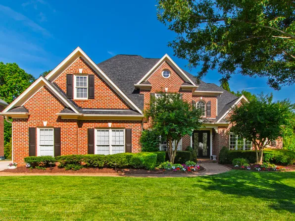 12325 Camberwell Ct, Raleigh, NC 27614