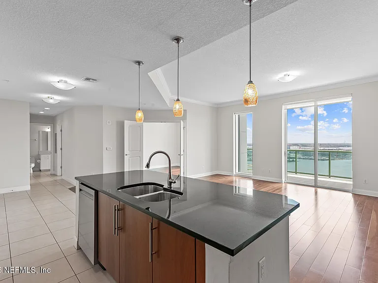 1431 Riverplace Blvd #2606 — Photo 3