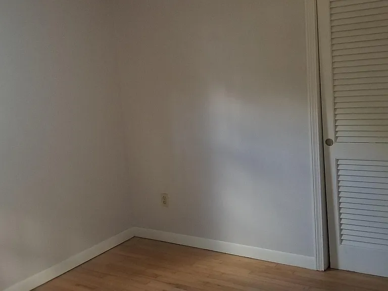 85 Castlewood Cir — Photo 28