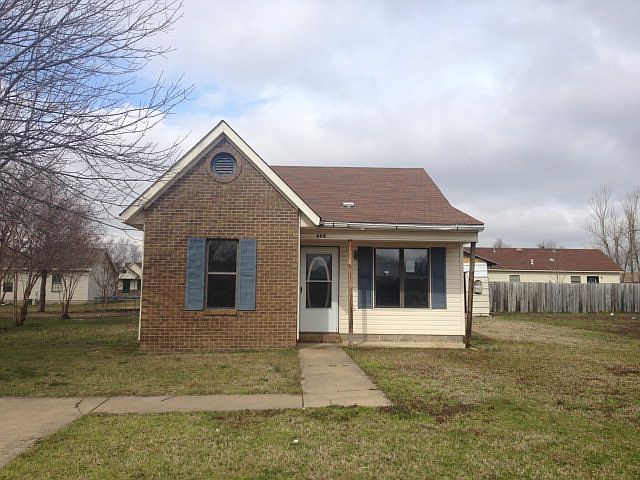1st image of 406 Southfield Dr