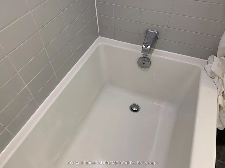 38 Monte Kwinter Ct #812 — Photo 10