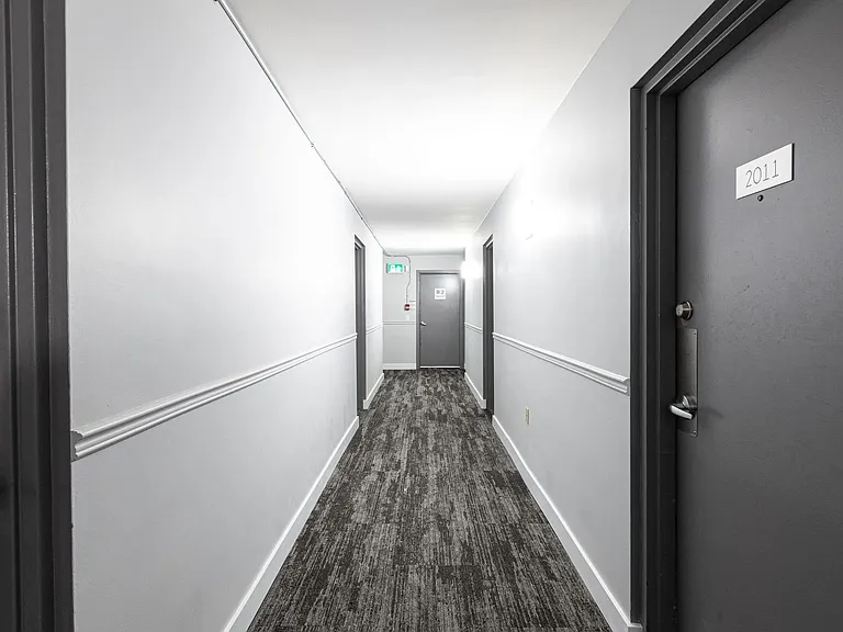 420 Central Ave — Photo 1