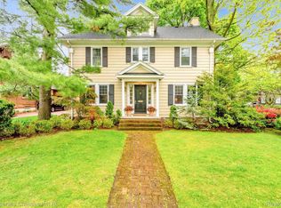 1016 Knox St, Birmingham, MI 48009