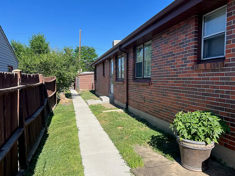 764 S Wolff St — Photo 7