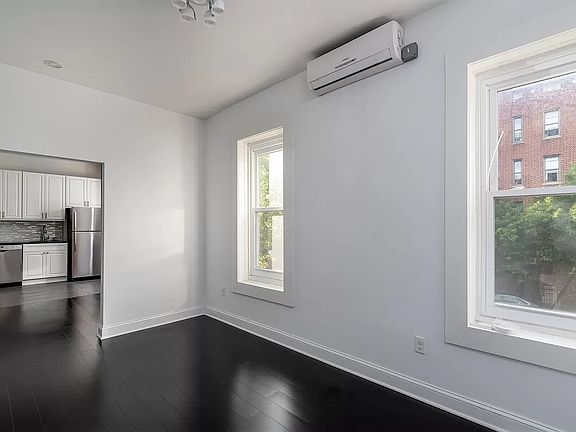 2nd image of 320 Cortelyou Rd #2