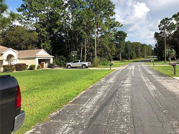 2nd image of 9789 N Sandree Dr
