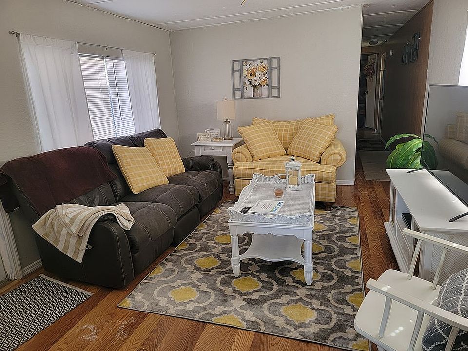 displayed living room 