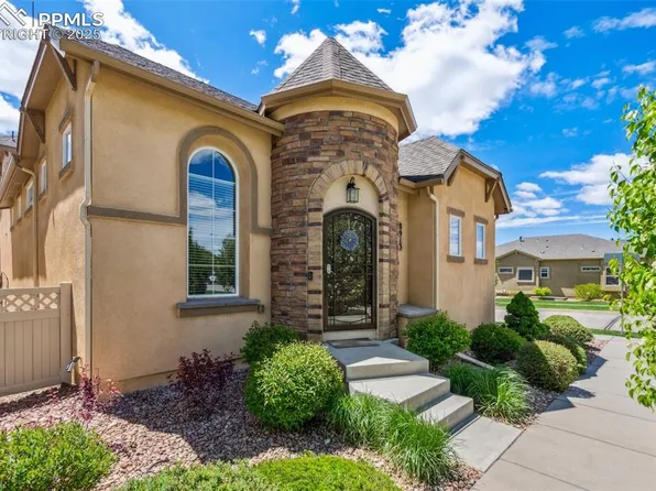 8913 Sunstone Dr, Colorado Springs, CO 80924