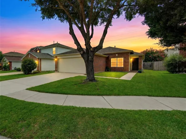 3010 E Legends Bend Dr, Spring, TX 77386