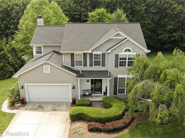5017 Leyland Dr, Clarkston, MI 48348