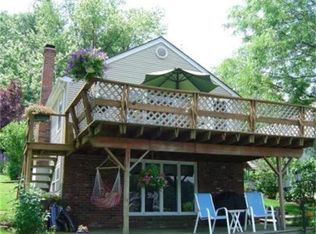 116 Glen Echo Shore Rd, Charlton, MA 01507