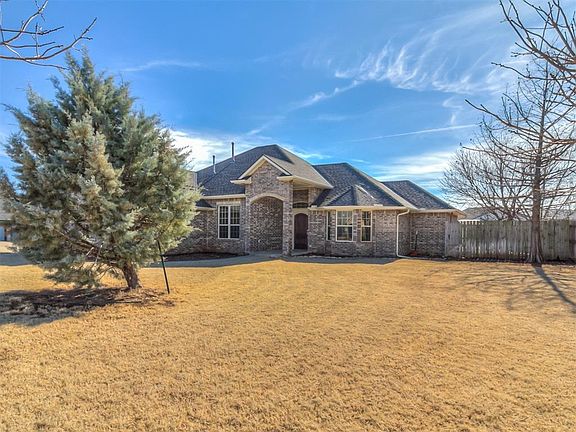 2nd image of 2478 Silver Crossings Cir