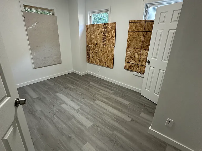 242 Newhall St #1 — Photo 9