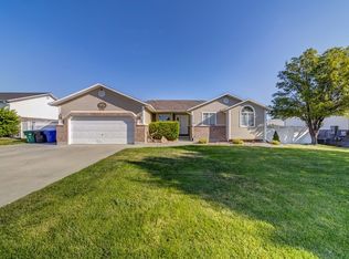 5056 W Rock Ridge Ln, West Jordan, UT 84081