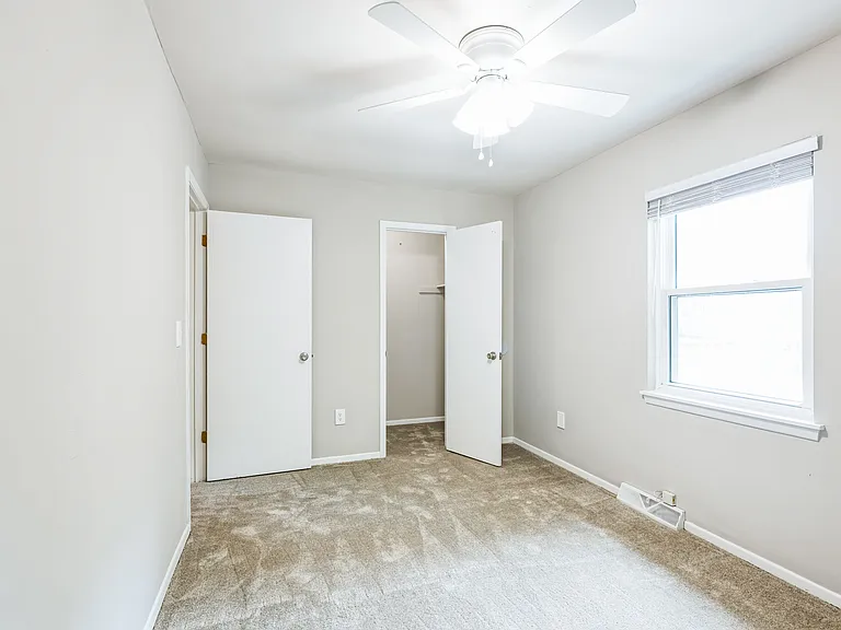 1559 Highland Ave #3 — Photo 20