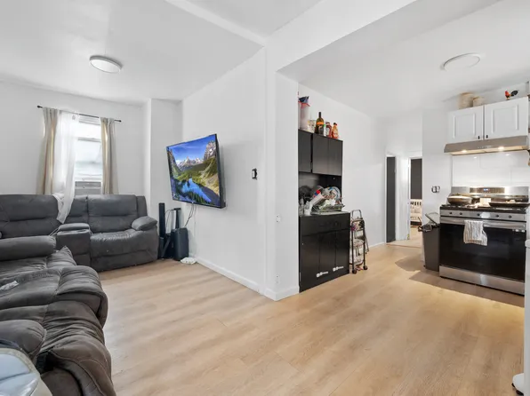 31-29 100th Street image 6 of 27