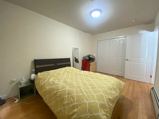 Rented by NY Space Finders Inc. | media 7