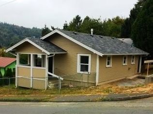 1031 Maple St, Myrtle Point, OR 97458