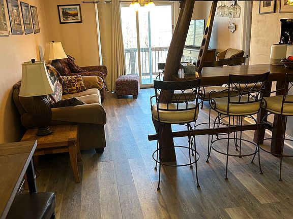 4th image of 1005 Beech Mountain Pkwy APT 201