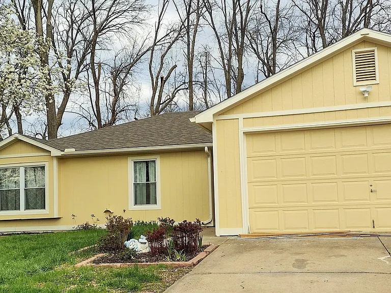 2529 Harper St — Photo 1