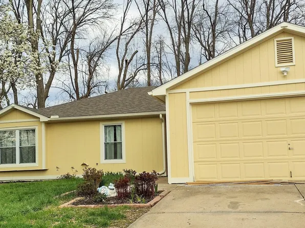 2529 Harper St, Lawrence, KS 66046