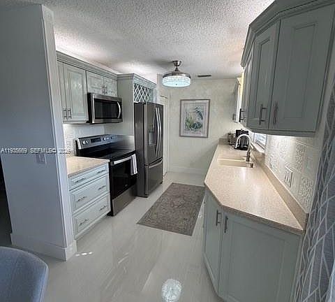 2nd image of 17 Lake Vista Trl APT 201