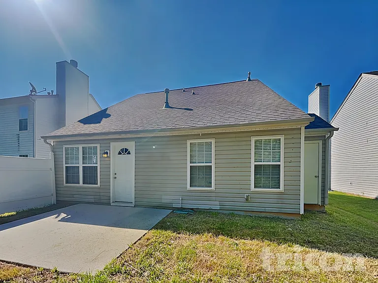 11011 Pointer Ridge Dr — Photo 15