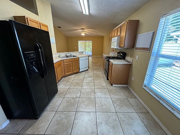 5th image of 275 Dahoon Holly Dr