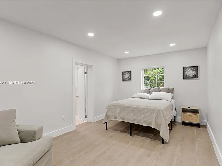 3325 SW 127th Ave — Photo 32