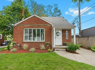114 N Connecticut Ave, Royal Oak, MI 48067