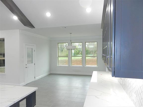 4th image of 5636 Thoms Ct