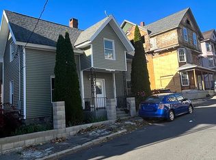 9 Vermont St, Waterbury, CT 06704