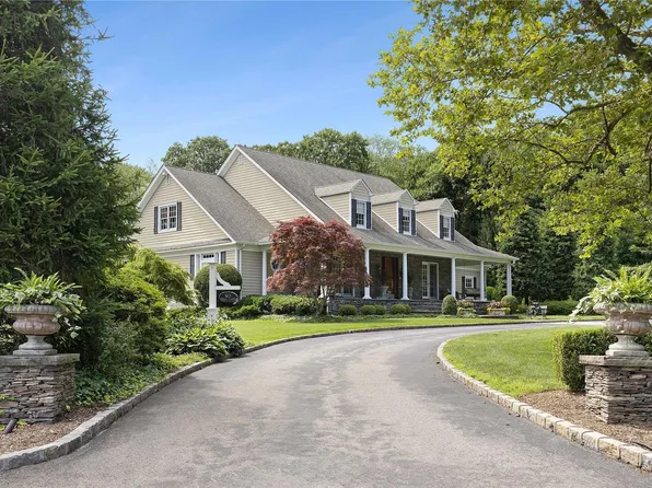 93 Mccouns Lane, Old Brookville, NY 11545