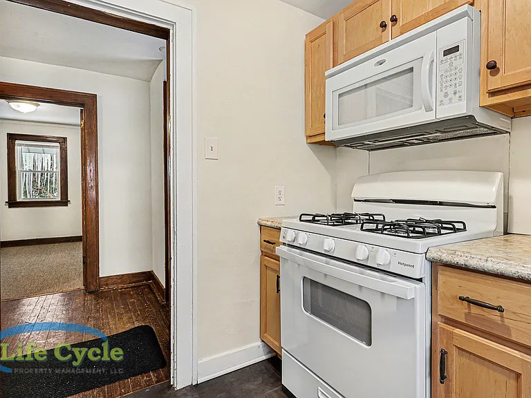 507 Eastern Ave NE #2 — Photo 6