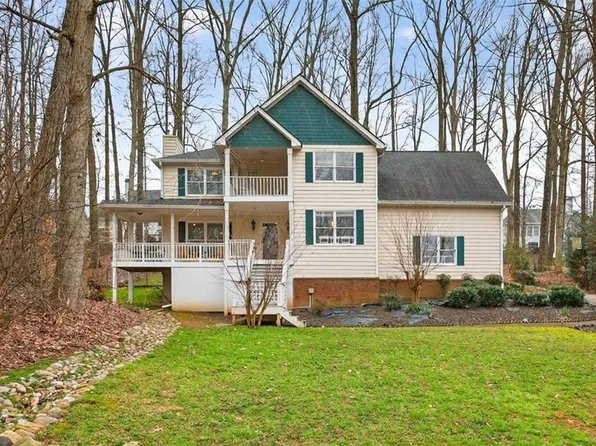 301 Tweed Ct, Sugar Hill, GA 30518