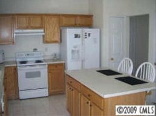 137 Lighthouse Rd, Mount Holly, NC 28120