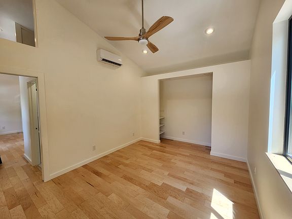 4th image of 842 E Stratford Ave #B