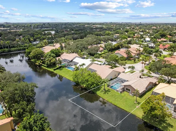 5001 NW 103rd Ave, Coral Springs, FL 33076