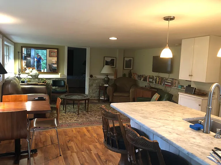 2328 Highland Ave #B — Photo 6