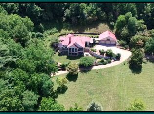 408 Turkey Chase Ln, Franklin, NC 28734