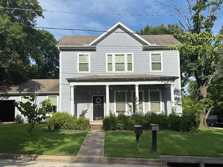 380 S East Ave — Photo 1